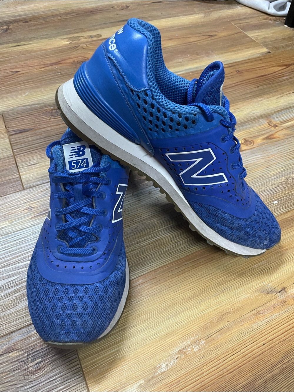 New Balance 574 Men's Athletic Sneakers in Blue